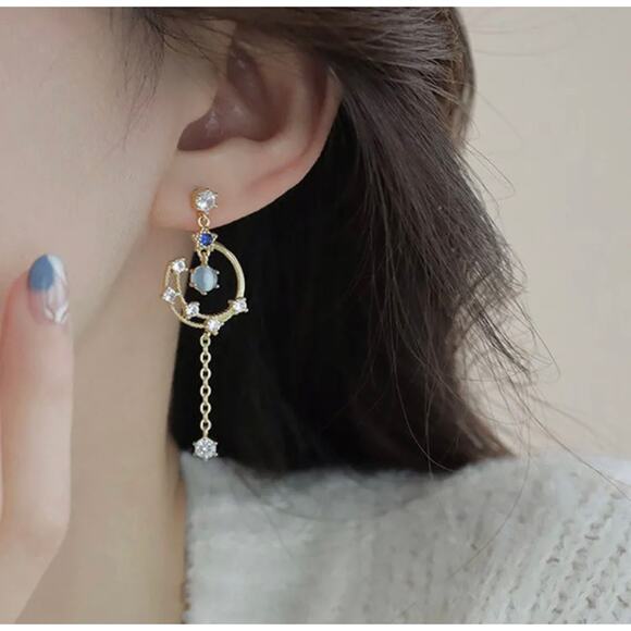 Sterling Silver 925 & Gold Plated Earrings Star Asymmetrical Star & Moon Zodiac - Picture 5 of 5